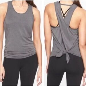 Athleta Essence Texture Tie Back Tank Top in Gray Size medium